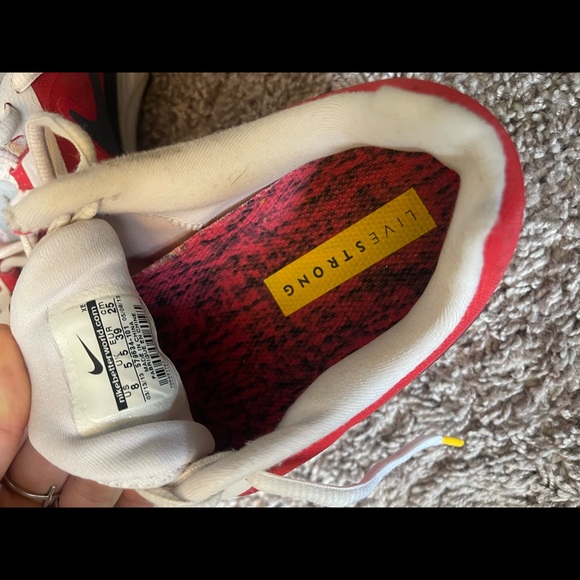 Nike Livestrong shoes - Picture 6 of 6